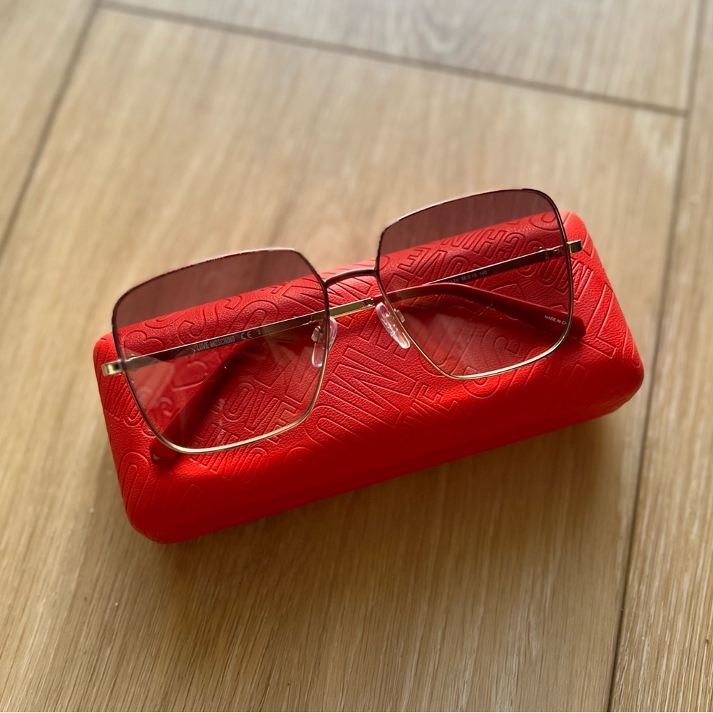 Love Moschino Pink Gradient Sunglasses
